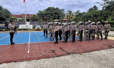 Jelang May Day, Polres Rote Ndao Gelar Latihan Pengendalian Massa