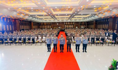 Tutup Rakernis SSDM dan Slog, Kapolri Komitmen Dukung Program Pemerintah