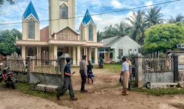 Polsek Rote Barat Hadir Lakukan Pengamanan Ibadah Untuk Jamin Keamanan Masyarakat