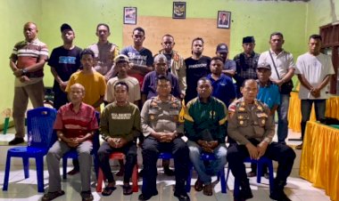 Kapolres Alor Gelar Pertemuan Bersama Tokoh Masyarakat Desa Air Kenari, Dorong Perdamaian Pasca Tawuran Antar Pemuda