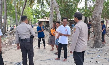 Patroli Dialogis Personel Polsek Rote Barat Daya, Cegah Aksi Premanisme Dan Tingkatkan Kemitraan Dengan Masyarakat