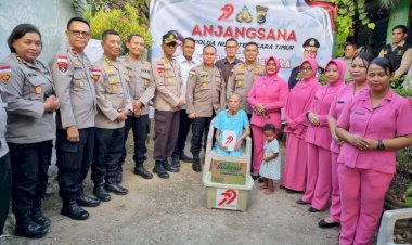 Anjangsana ke Anggota yang Sakit, Purnawirawan dan Warakawuri, Polda NTT Salurkan Bantuan Sosial Dalam Rangka HUT Bhayangkara ke-79