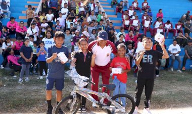 Kisah  Haru Saat Berlangsungnya Olahraga Bersama Yang Diselenggarakan Oleh Polres Rote Ndao.