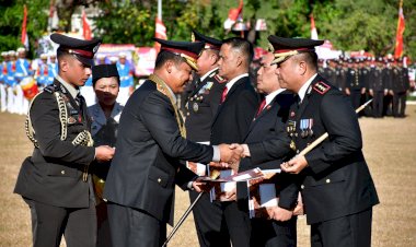 Kapolda NTT Berikan Penghargaan kepada 194 Personel Berprestasi, Dorong Semangat Dedikasi dan Inovasi