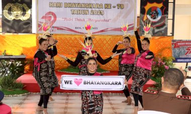 Tarian Kreasi Dan Pergaulan Bhayangkari Polres Rote Ndao, Menambah Semarak Acara Syukuran Hari Bhayangkara Ke 79 Polres Rote Ndao