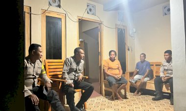Patroli Dialogis Polsek Rote Barat Pada Malam Hari Untuk Jamin Kenyamanan Masyarakat Dimalam Hari.