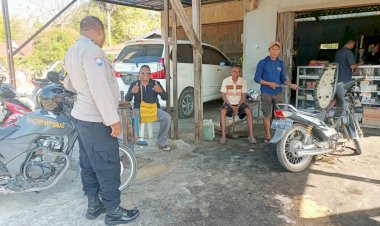 Bhabinkamtibmas Polsek Pantai Baru Gelar Patroli Dialogis Bersama Warga Binaan Desa Edalode