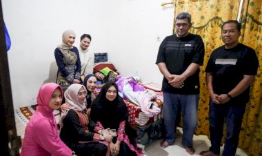 Tersentuh Kepedulian: Kapolda NTT dan Ketua Bhayangkari Daerah Jenguk Istri Anggota Brimob yang Sakit