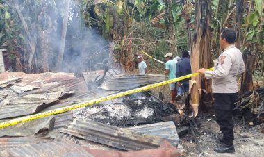 Kebakaran Rumah Warga di Desa Suebela  Tidak Ada Barang Yang Terselamatkan