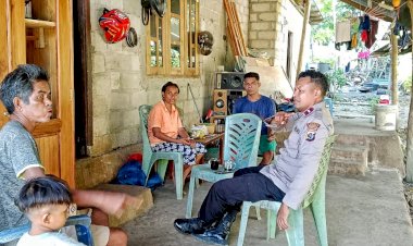 Personel Polsek Rote Barat Tingkatkan Edukasi Pembinaan Kamtibmas Bagi Masyarakat