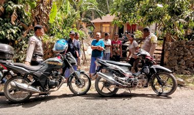 Melalui Patroli Dialogis, Personel Polsek Rote Selatan Edukasi Bagi Masyarakat