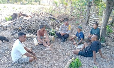 Sambangi Warga Binaan, Aipda Yermi Benu Ajak Warga Bijak Bermedsos