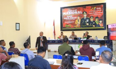 Seminar Nasional Peringati Hari Pahlawan 2025, Kapolres Sikka Terima Penghargaan “Best Inspiring and Visionary” dari Indonesia Visionary Leader