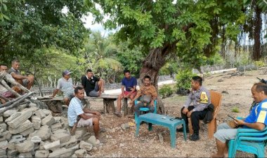 Kegiatan Preemtif Bhabinkamtibmas Polsek Pantaibaru di Desa Oebau, Wujud Polri Untuk Masyarakat