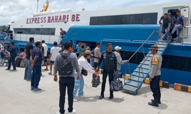 Personel Polsek Lobalain Pastikan Keamanan Masyarakat Pada Pelabuhan Baa