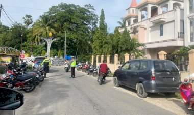 Satuan Lalu Lintas Polres Rote Ndao Tingkatkan Pengawasan Saat Ibadah Mingguan Umat Kristen