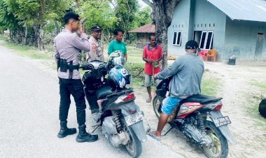 Personel Polsek Rote Barat Daya Melaksanakan Patroli KRYD dan Sosialisasi Pencegahan Premanisme
