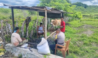 Bhabinkamtibmas Polsek Lobalain Lakukan Kegiatan Sambang Jaga Kemitraan Dengan Masyarakat