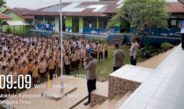Cegah Tawuran Antar Sekolah, Kabag Ops Polres Rote Ndao Pimpin Apel di SMA 1 Lobalain