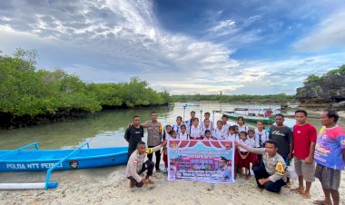 Perahu Harapan dari Kapolda NTT untuk Pelajar Pesisir Rote Ndao