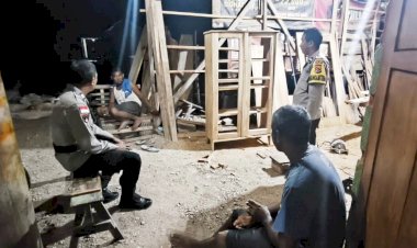 K2YD Polsek Rote Tengah Pada Malam Hari Wujudkan Rasa Aman Bagi Masyarakat