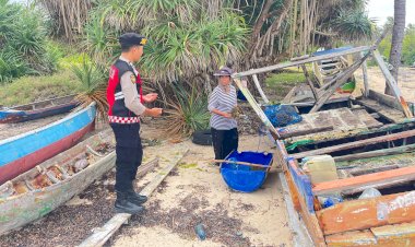 Ciptakan Kamtibmas Kondusif dan Jaga Kenyamanan Masyarakat, Polsek Rote Barat Intensifkan Patroli Dialogis