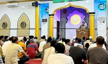 Safari Ramadhan di Mesjid Al Ikhwan Baa, Kapolres Himbau Jaga Kamtibmas dan  Penggunaan Call Center 110 Jika Ada Gangguan Kamtibmas