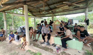 Bhabinkamtibmas Polsek Pantaibaru Tingkatkan Patroli Dialogis, Dengar Aspirasi Warga Binaan Jaga Kamtibmas Tetap Kondusif