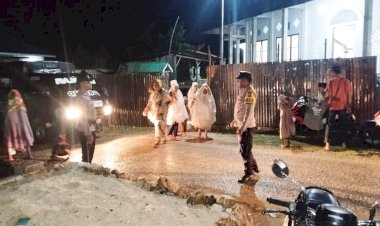 Polsek Rote Barat Laut Intensifkan Pengamanan Sholat Tarawih, Jamin Kenyamanan Masyarakat