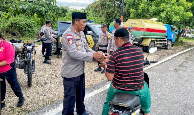 Kapolres Rote Ndao : Safari Ramadhan dan Bagi Takjil Jelang Buka Puasa, Wujud Polri Untuk Masyarakat