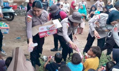 Kapolres Flores Timur dan Polwan Turun ke Lokasi, Ratusan Rumah Rusak Akibat Gempa di Adonara Timur