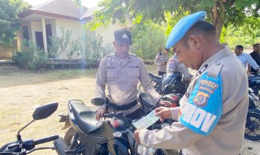 Jadi Contoh Bagi Masyarakat Dalam Berkendara, Propam Polsek Jajaran Serentak Lakukan Gaktibplin.