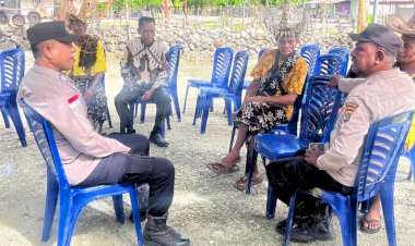 Personel  Polsek Rote Barat  Daya Jaga Kemitraan dan Ajak Warga  Jaga Kamtibmas.
