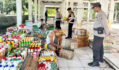 Polsek Rote Tengah Jamin Kenyamanan Masyarakat Selama Berada di Pasar Ufalen