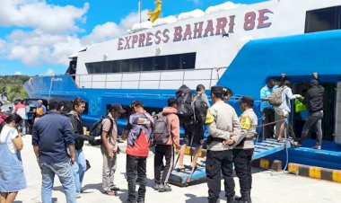 Polsek Lobalain Rutin Jaga Pelabuhan Baa, Antisipasi Gangguan Keamanan