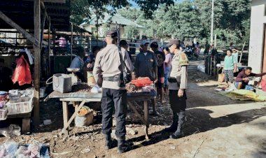 Patroli Dialogis Dipasar Ufalen, Hadirkan Rasa Aman Bagi Masyarakat