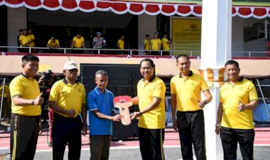 Semarak HUT Bhayangkara ke-80, Polda NTT Gelar Jalan Santai, Senam Bersama hingga Door Prize Spektakuler