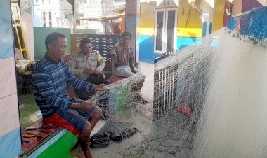 Kegiatan Sambang  Bhabinkamtibmas Polsek Rote Timur Jaga Kemitraan Dengan Masyarakat