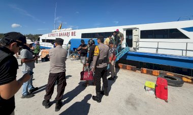 Polsek Lobalain Intensifkan Pengamanan di Pelabuhan Baa, Pastikan Kenyamanan Masyarakat