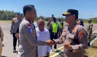 Upacara Adat dan Penandatanganan Komitmen Damai Lowonara–Belle, Polda NTT Dorong Perdamaian Berkelanjutan di Adonara