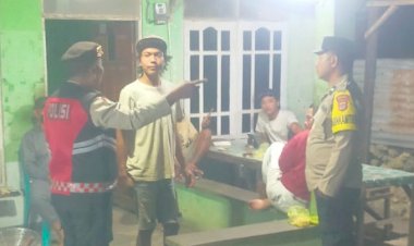 Cegah Gangguan Kamtibmas, Patroli Malam Polsek Rote Barat Sisir Pemukiman Warga