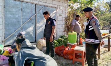 Ciptakan Rasa Aman Bagi Masyarakat, Polsek Rote Selatan Tingkatkan Kegiatan Patroli di Pasar Oele