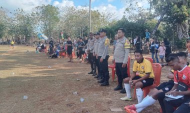 Kapolsek Rote Barat : Kehadiran Personel Polsek Rote Barat Untuk Memastikan Kegiatan Masyarakat Berjalan Lancar