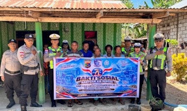 Peduli Warga, Satuan Lantas Polres Rote Ndao Salurkan 15.000 Liter Air Bersih