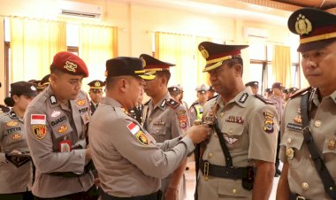 Serah Terima Jabatan, Wakapolres dan Kabag Ops serta Kapolsek RBL Berganti