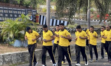 Jum'at Sehat, Personel Polres Rote Ndao Olahraga Bersama Jaga Kebugaran