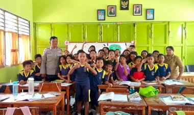 Bentuk Karakter Yang Disiplin dan Mandiri, Bhabinkamtibmas Kelurahan Mokdale Beri Motivasi Kepada Pelajar UPTD SD Inpres Mokdale