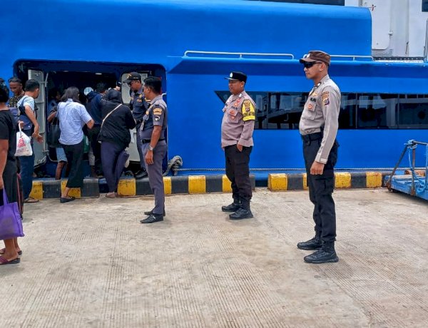 Pastikan Embarkasi dan Debarkasi Pada Pelabuhan Baa Berjalan Aman, Polsek  Lobalain Tingkatkan Pengawasan