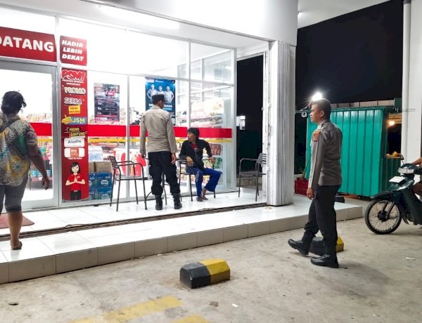 Patroli Malam Polsek Lobalain, Upaya Tekan Angka Kriminalitas dan Sosialisasi  Layanan Call Center 110