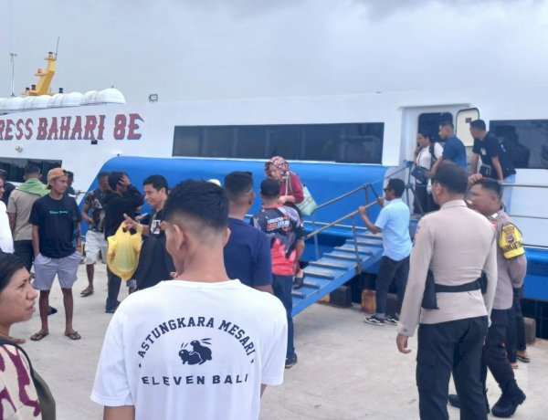 Jamin Keamanan Penumpang, Polsek Lobalain Tingkatkan Pengawasan Diarea Pelabuhan Baa